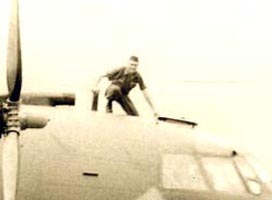 Howard Yates refueling aircraft at Biên Hòa AB, SVN, Jan 1965.