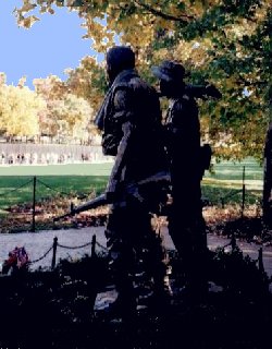 Fighting Men sculpture